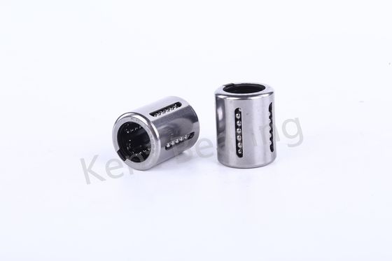 High-Precision P6 Linear-Bewegung Lager Lm20uu Lm25uu für in Rich Stock